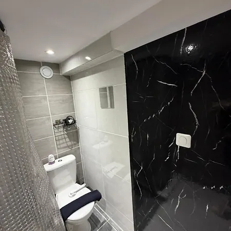 La Cache Cache Apartment